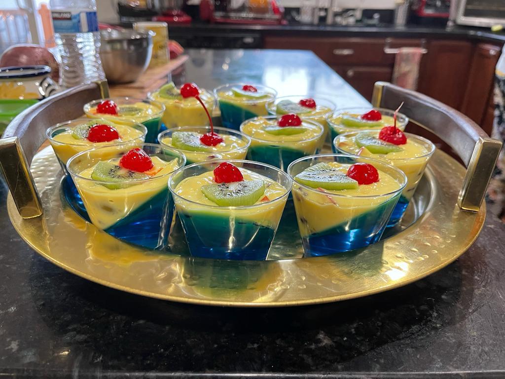 Blue Jelly Mango Cup